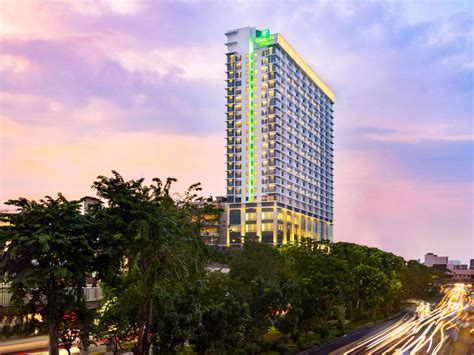 hotel suites in jakarta